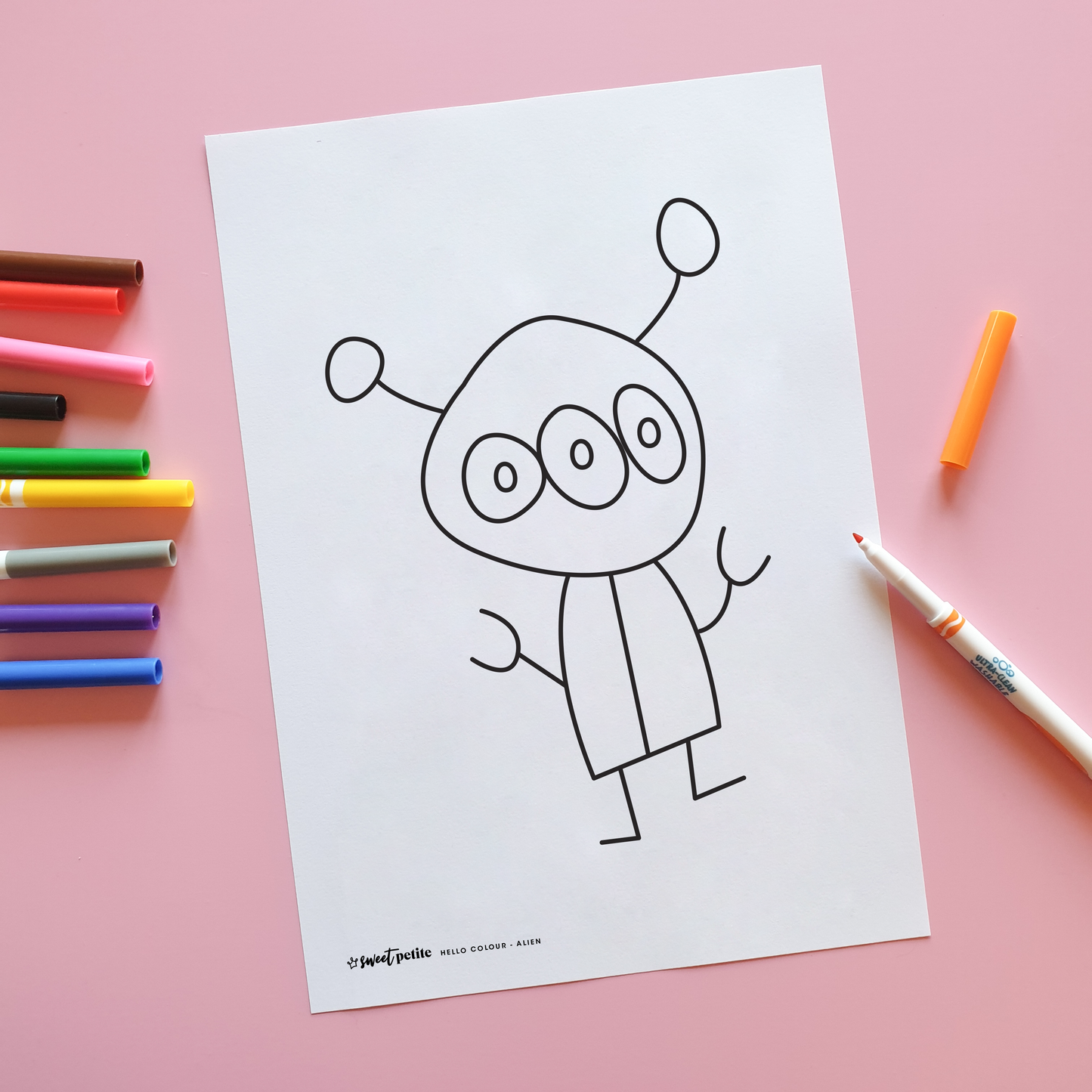 Alien Colouring Page Freebie